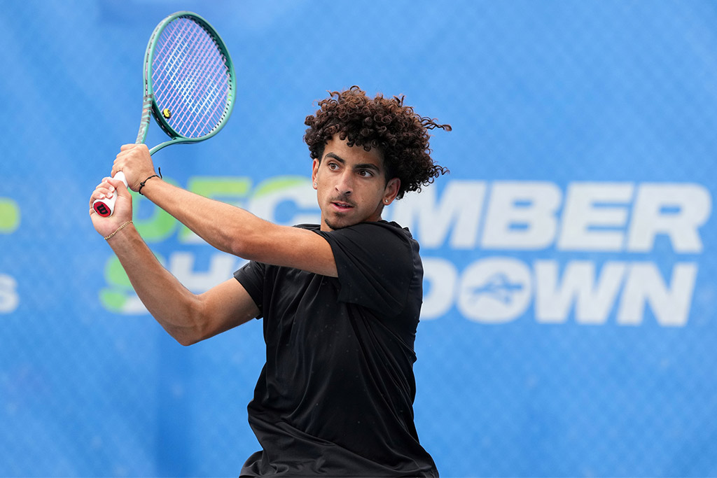 2412 AUSTRALIAN JUNIOR TOUR 16U & 18U