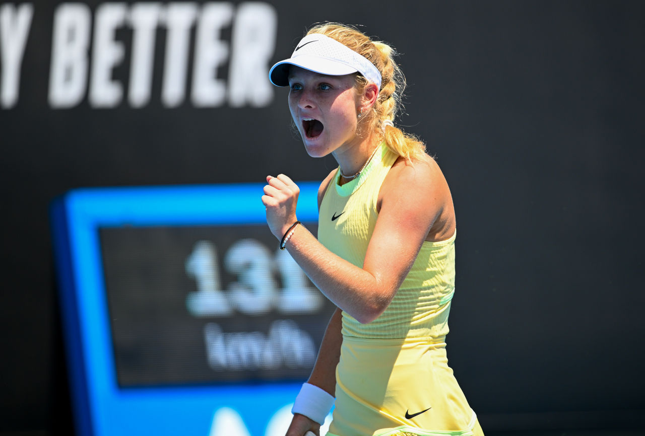 January 23: Emerson Jones (AUS) plays Mika BUCHNIK (ISR) in Junior Girl’s on Court 3 during the 2024 Australian Open on Tuesday, January 23, 2024. Photo by TENNIS AUSTRALIA/ VINCE CALIGIURI