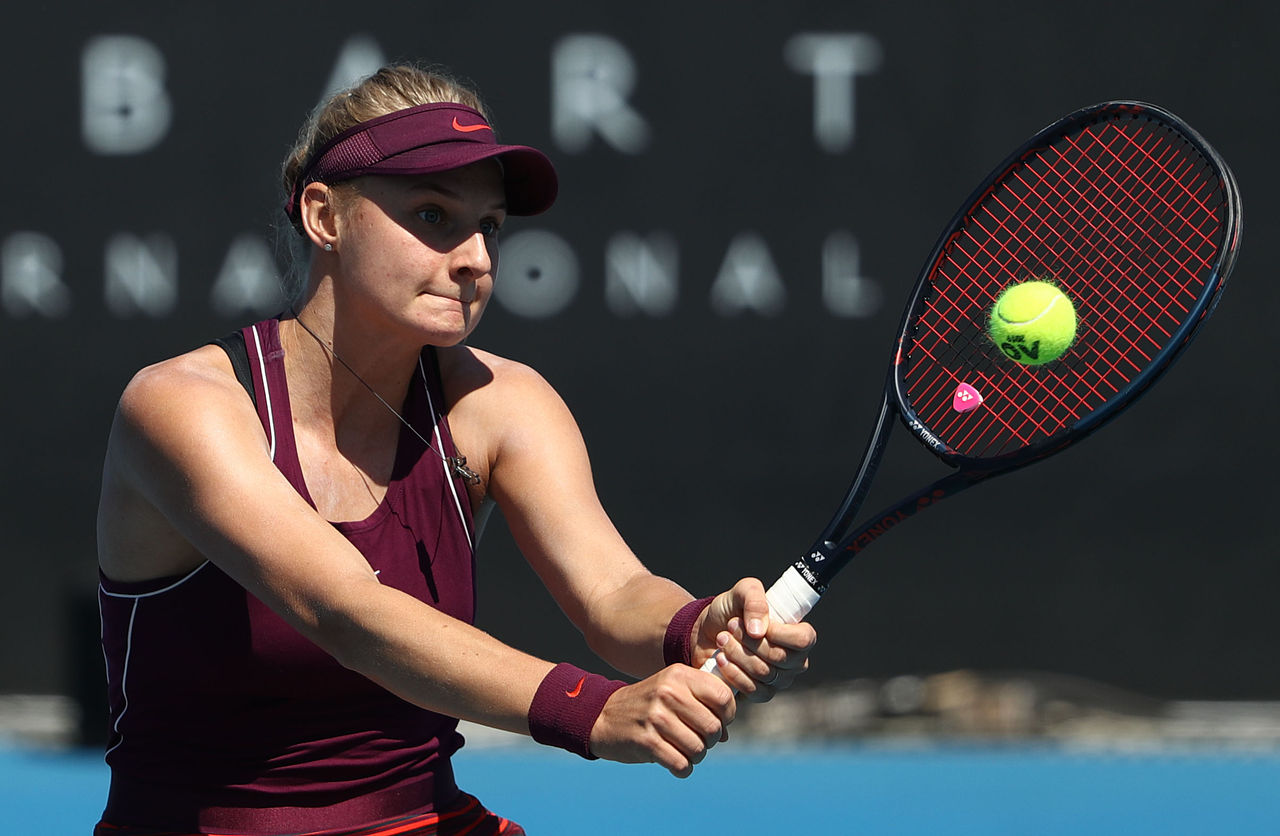 HOBART, AUSTRALIA - JANUARY 07:  Dayana Yastremska of the Ukraine plays a shot during her singles match against Laura Siegemund of Germany during day three of the 2019 Hobart International at Domain Tennis Centre on January 07, 2019 in Hobart, Australia. (Photo by Robert Cianflone/Getty Images)